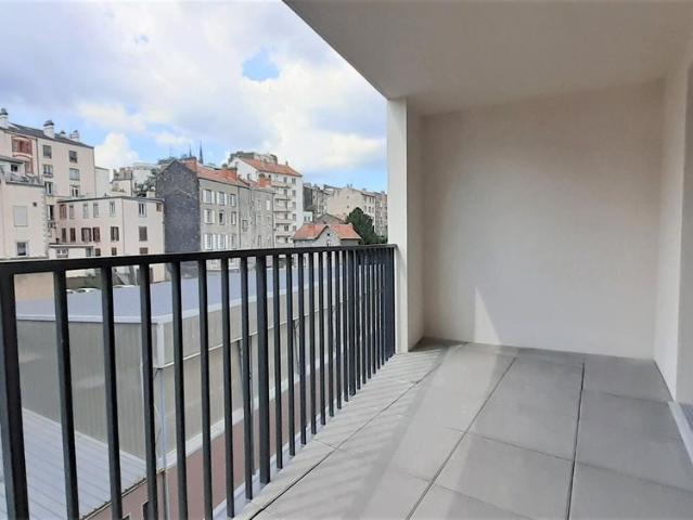 location Appartement T2 DE 44.7m² À CLERMONT FERRAND