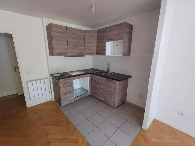 location Appartement T2 DE 44.19m² À LE CHESNAY