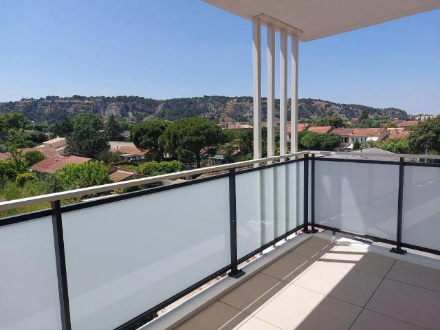 location Appartement T2 DE 45.5m² À CAVAILLON