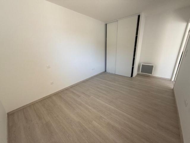 location Appartement T2 DE 46.9m² À CASTELGINEST
