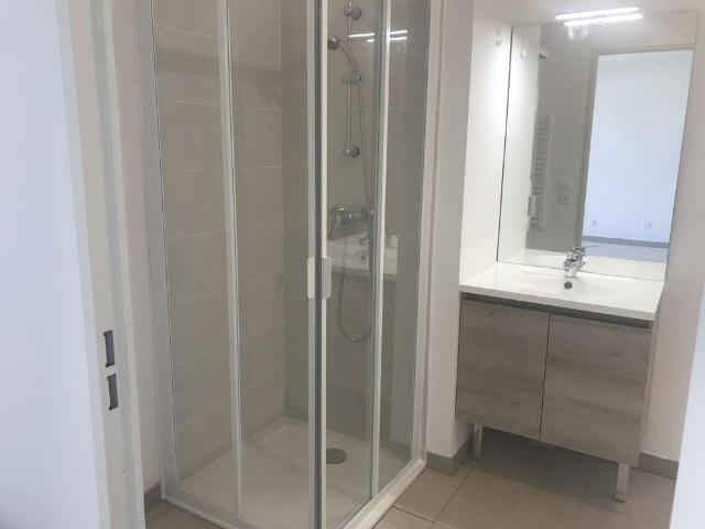 location Appartement T2 DE 46.2m² À ARLES