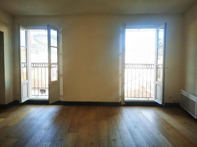 location Appartement T2 DE 48.4m² À TOULON