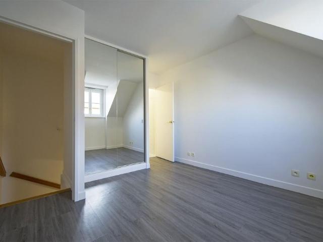 location Appartement T2 DE 49m² À VERSAILLES