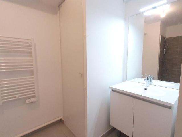 location Appartement T2 DE 50.1m² À CHALIFERT
