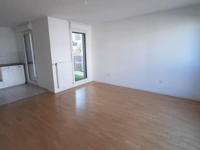 location Appartement T2 DE 51.3m² À CHEVILLY LA RUE