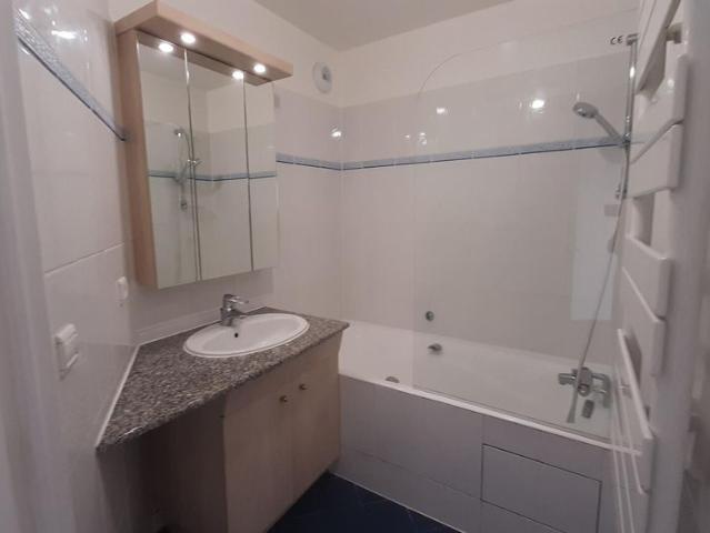 location Appartement T2 DE 52.7m² À ISSY LES MOULINEAUX