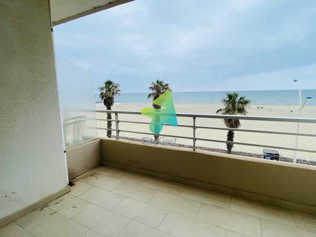 Location APPARTEMENT T2 EN FRONT DE MER