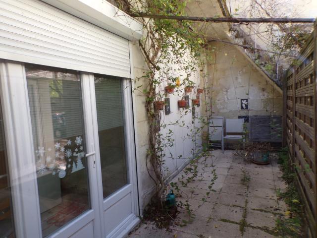 Location: appartement T2 meublé 38 m² à SAUMUR