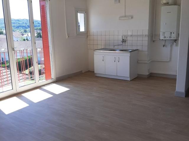 Location Appartement T4 70 m² Bavans