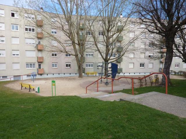 Location Appartement T4 79 m² Montbéliard