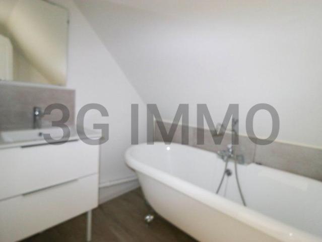 Location / Appartement T4