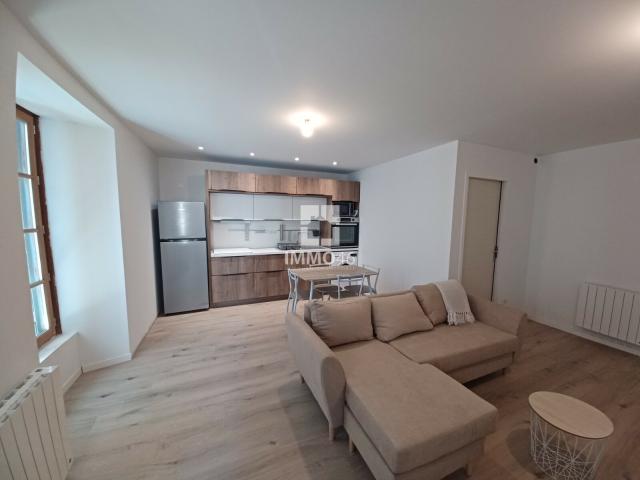 Location appartement t4 Cahors 46000, 80m², 2 pièces. CHD TEM QUE