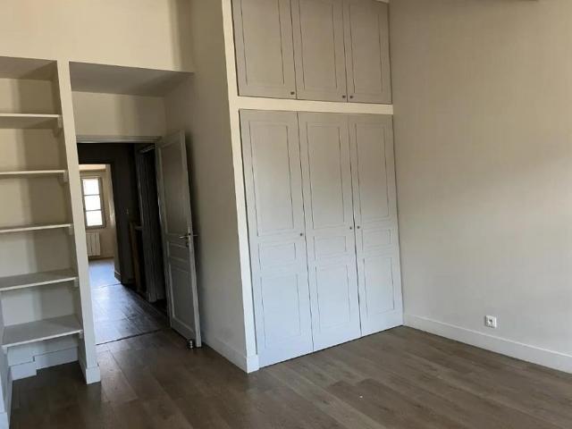location Appartement T4 DE 87.89m² À AVIGNON