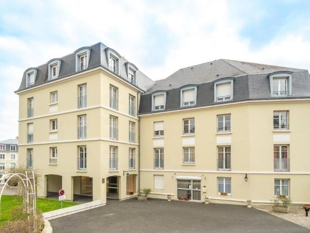 location Appartement T4 DE 90.25m² À ST GERMAIN EN LAYE