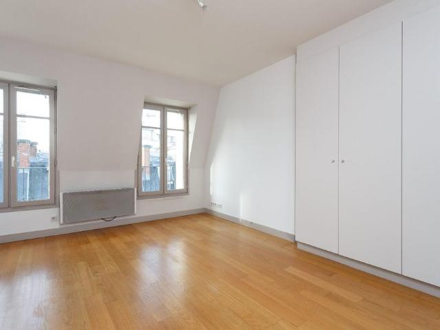 location Appartement T4 DE 125m² À PARIS