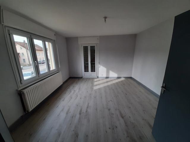 Location Appartement T5 97 m² Charquemont