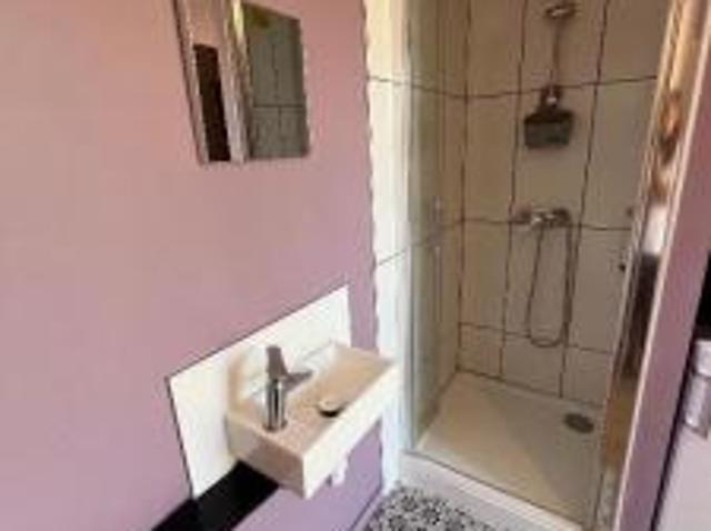 location appartement talence 1 pièce 15 m2 gironde 33400 590 € / mois