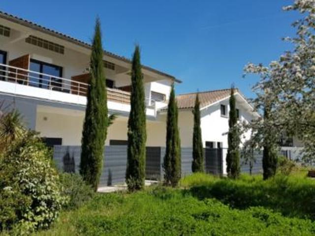 location appartement talence 2 pièces 22 m2 gironde 33400 782 € / mois