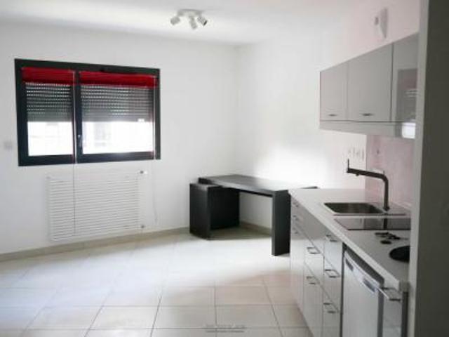 location appartement tassin la demi lune 1 pièce 29 m2 rhone 69160 682 € / mois