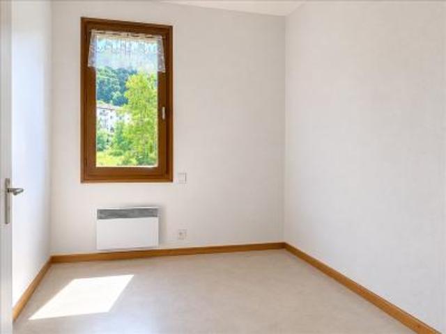 location appartement thones 2 pièces 48 m2 haute savoie 74230 780 € / mois