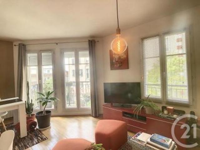 location appartement thiais 2 pièces 44 m2 val de marne 94320 980 € / mois