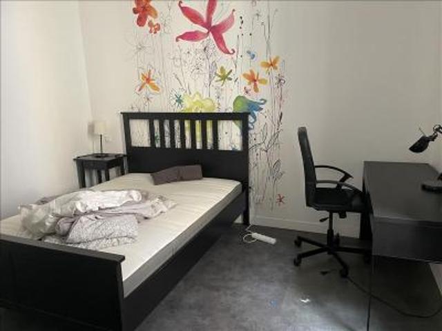 location appartement toulon 3 pièces 75 m2 var 83000 840 € / mois