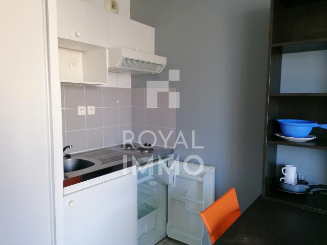 Location appartement Toulon 1 pièce 18.92m² 460€ | Royal Immo