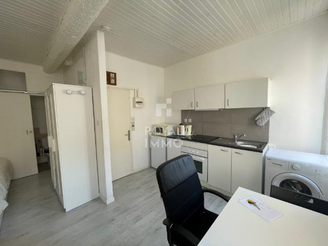 Location appartement Toulon 1 pièce 21.3m² 430€ | Royal Immo