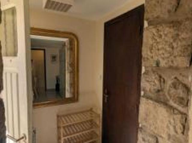 location appartement toulon 1 pièce 26 m2 var 83000 635 € / mois