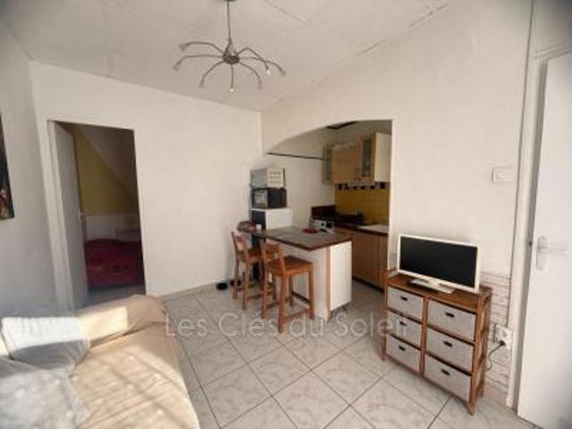 location appartement toulon 2 pièces 25 m2 var 83000 530 € / mois