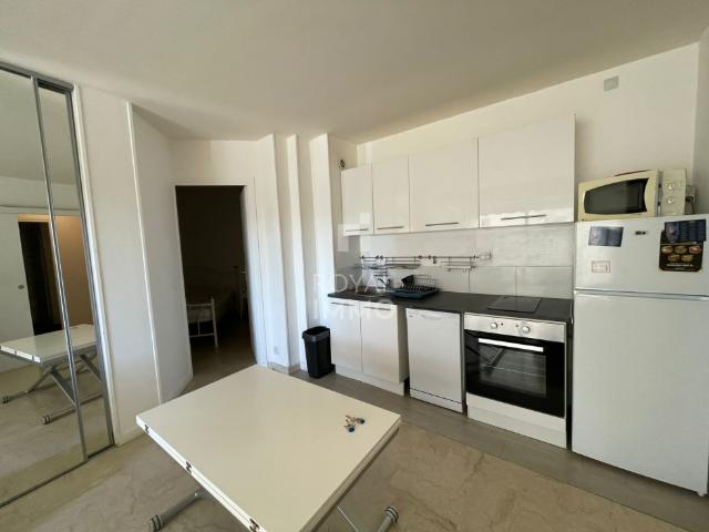 Location appartement Toulon 2 pièces 38.05m² 765.67€ | Royal Immo