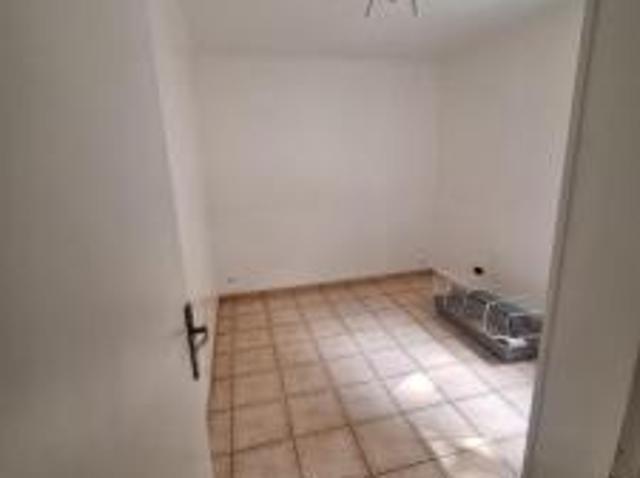 location appartement toulon 5 pièces 83 m2 var 83000 1100 € / mois