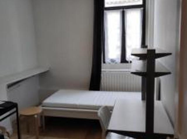 location appartement tourcoing 1 pièce 15 m2 nord 59200 430 € / mois