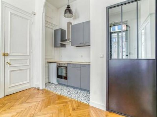 location appartement tourcoing 1 pièce 23 m2 nord 59200 540 € / mois