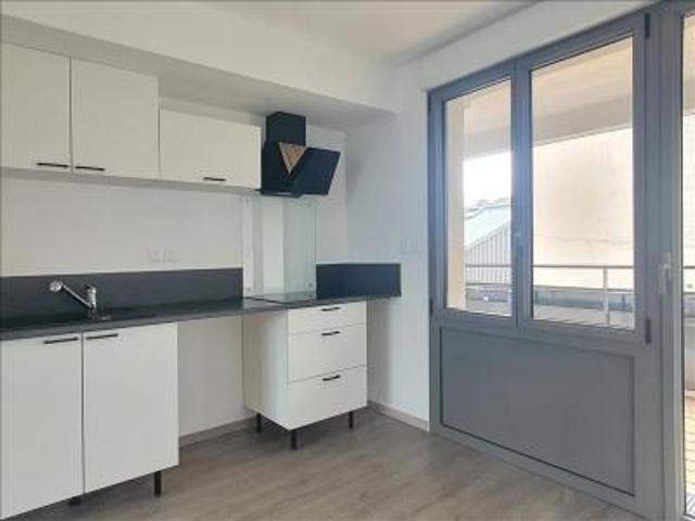 location appartement tours 2 pièces 40 m2 indre et loire 37000 637 € / mois