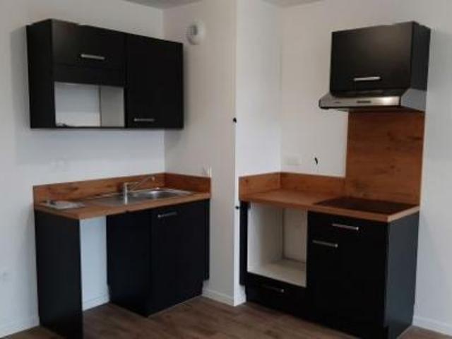 location appartement tours 2 pièces 41 m2 indre et loire 37100 581 € / mois