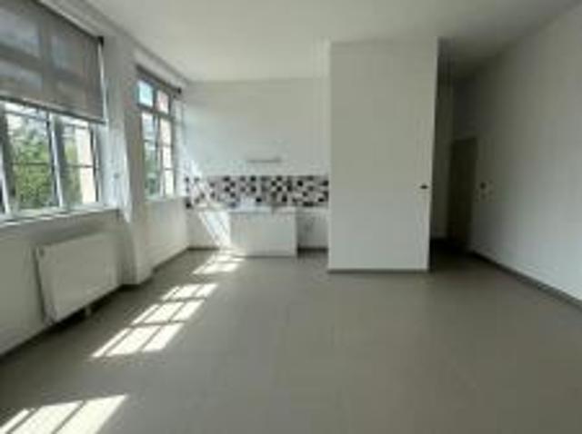 location appartement troyes 2 pièces 54 m2 aube 10000 764 € / mois