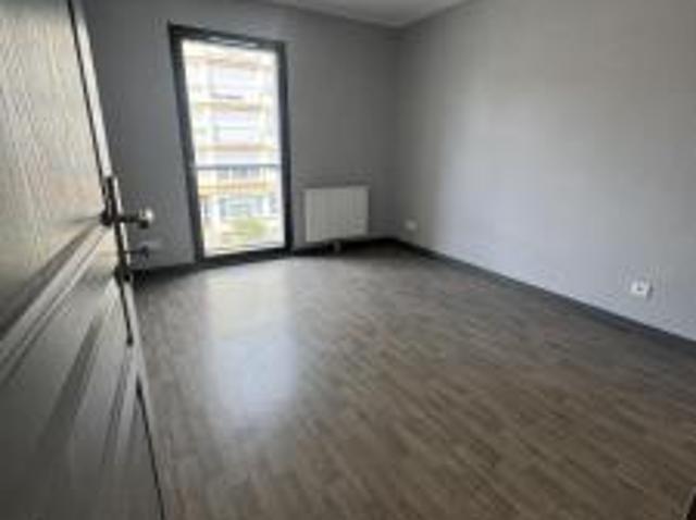 location appartement troyes 4 pièces 77 m2 aube 10000 803 € / mois