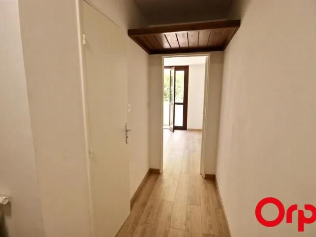 Location Appartement Traverse de la Trévaresse, Marseille