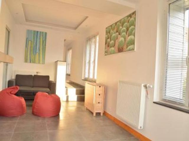 location appartement trappes 1 pièce 21 m2 yvelines 78190 570 € / mois