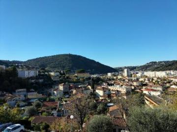 Appartement à louer à Èze le Col - Terrasse