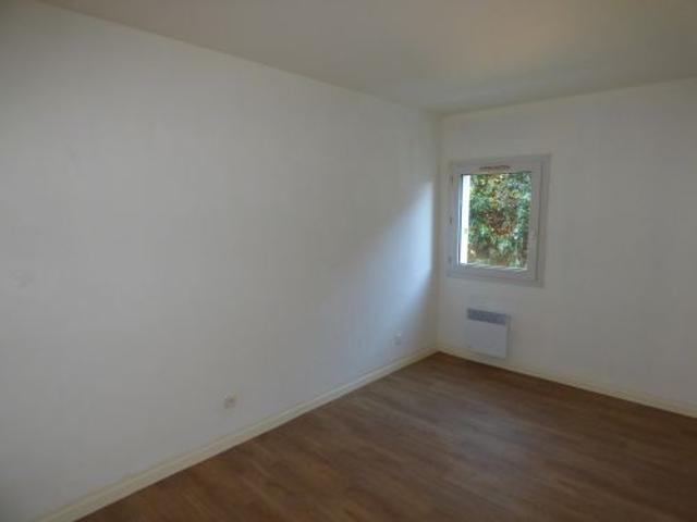 Location / Appartement Type 3 à AUBIGNY SUR NERE