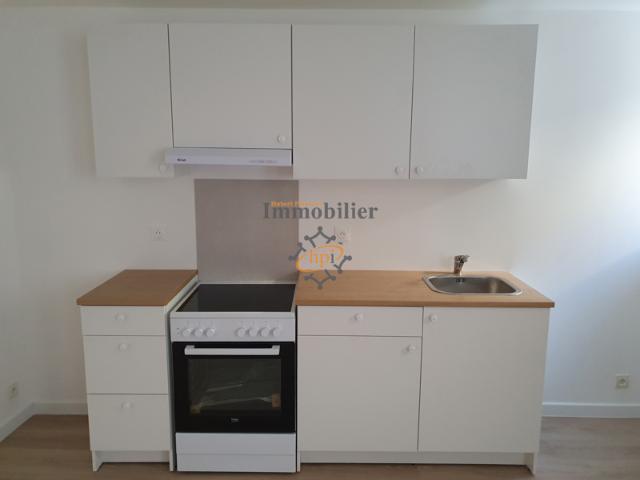 Location appartement type 3 avec cour