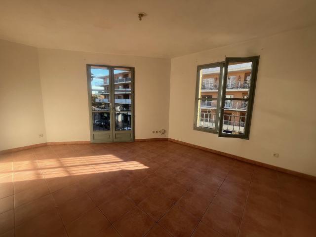 Location Appartement type 3 la valette du var | Grech Immobilier