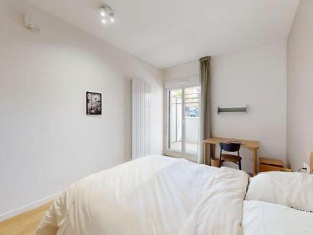 location appartement vanves 1 pièce 24 m2 hauts de seine 92170 1131 € / mois