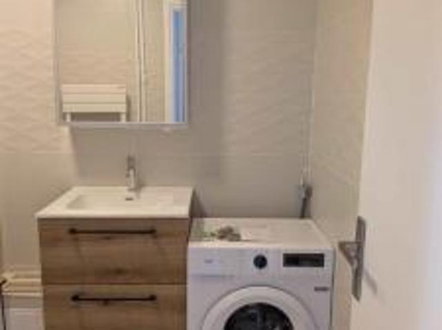 location appartement vanves 1 pièce 30 m2 hauts de seine 92170 1070 € / mois