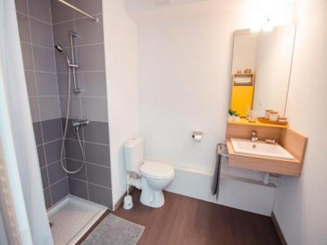 location appartement valence 1 pièce 18 m2 drome 26000 475 € / mois