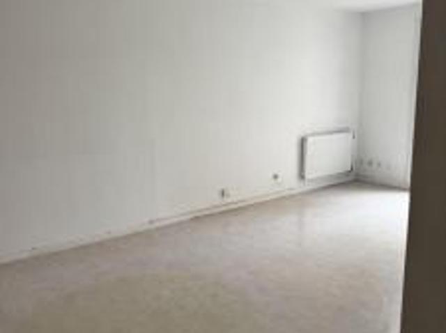 location appartement valence 4 pièces 79 m2 drome 26000 684 € / mois