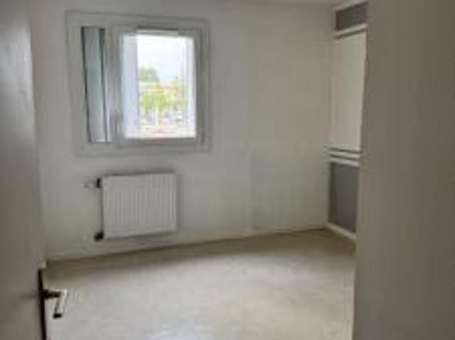 location appartement valence 4 pièces 79 m2 drome 26000 684 € / mois
