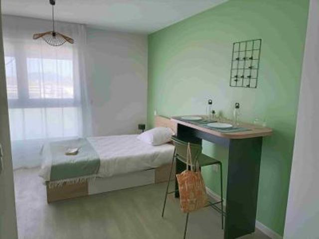 location appartement valette du var 1 pièce 19 m2 var 83160 535 € / mois